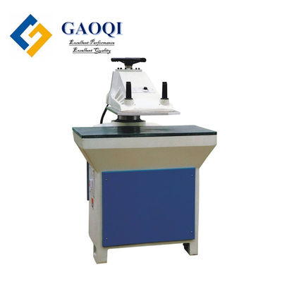 Kleine grootte Swing Arm Clicker Press Leer Snijmachine met een gewichtscapaciteit van 750 kg