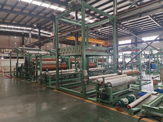 Watergebaseerde lijmlamineermachine voor de productie van tapijten in een productie-installatie