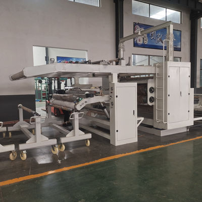 Hot Melt Glue Lamination Machine 2800mm voor ondergoed Stoffen Niet-geweven Stoffen 7500 KG