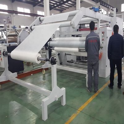High Speed Non Woven Fabric Laminating Machine voor de productie van tapijten 1600 mm Max. breedte