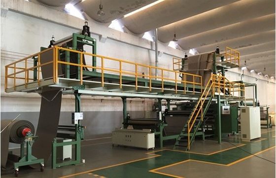 Automatische op maat gemaakte vlamlamlammachine met opslagruimte